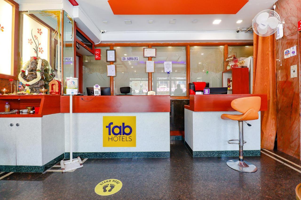 העיר בנגלור Fabhotel Shivaals Residency - Rajajinagar מראה חיצוני תמונה