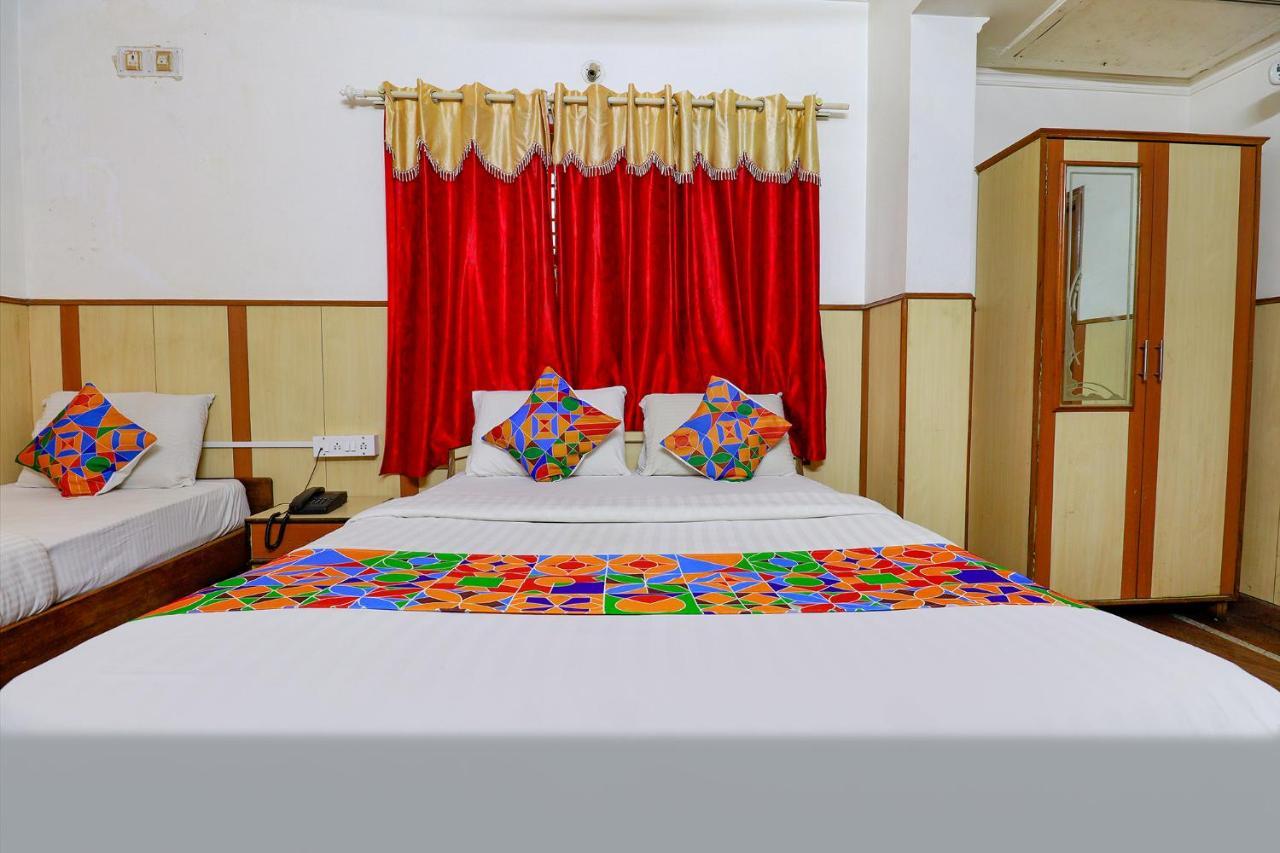 העיר בנגלור Fabhotel Shivaals Residency - Rajajinagar מראה חיצוני תמונה