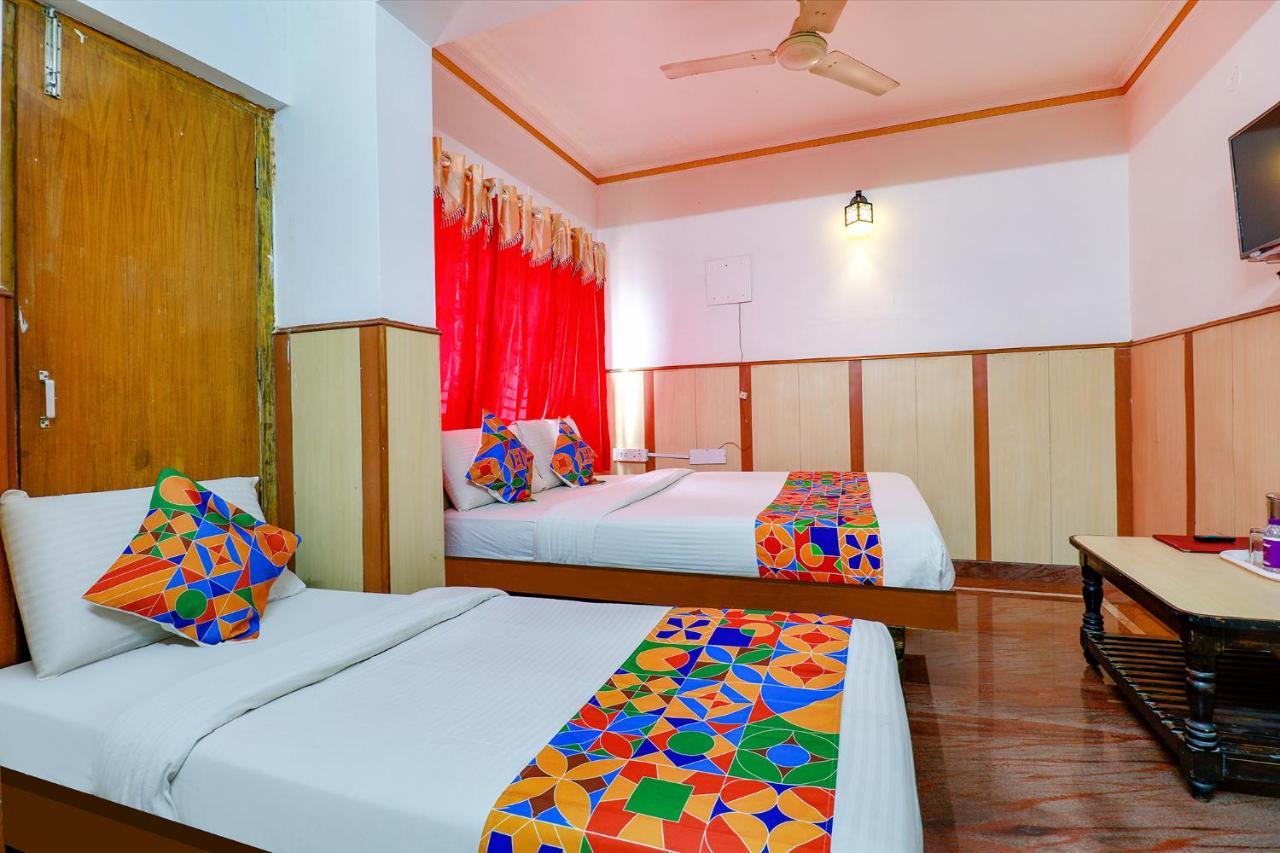 העיר בנגלור Fabhotel Shivaals Residency - Rajajinagar מראה חיצוני תמונה
