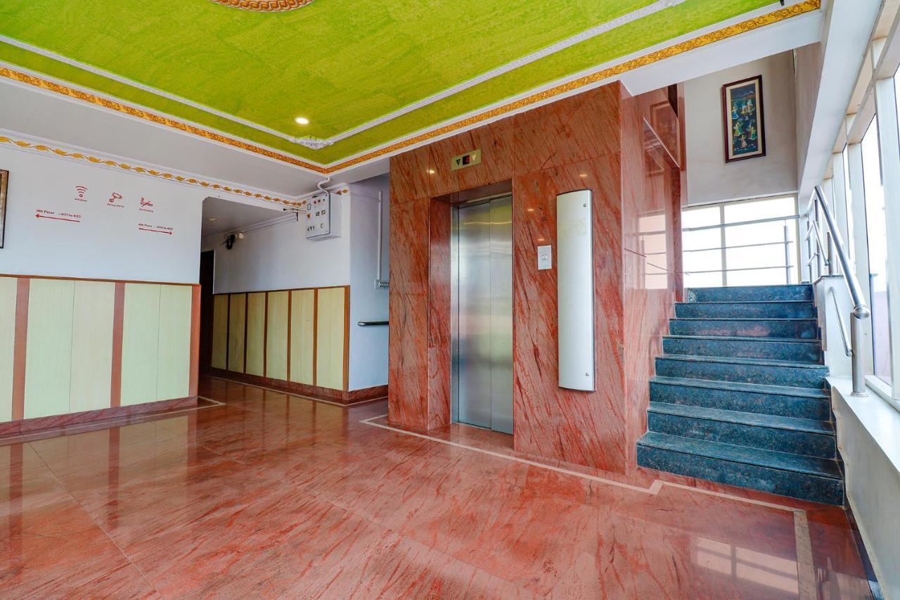העיר בנגלור Fabhotel Shivaals Residency - Rajajinagar מראה חיצוני תמונה