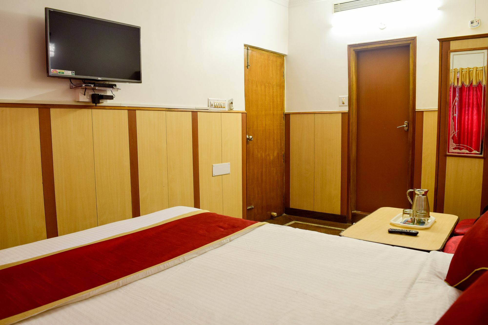 העיר בנגלור Fabhotel Shivaals Residency - Rajajinagar מראה חיצוני תמונה
