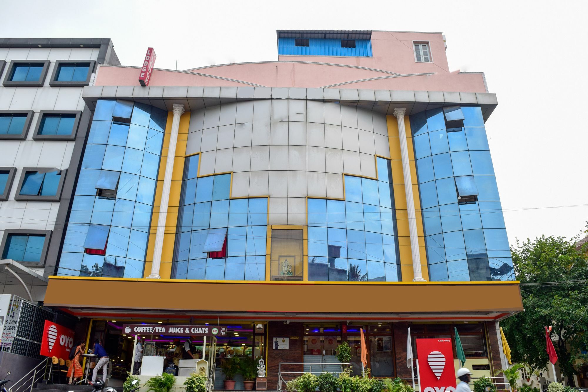 העיר בנגלור Fabhotel Shivaals Residency - Rajajinagar מראה חיצוני תמונה