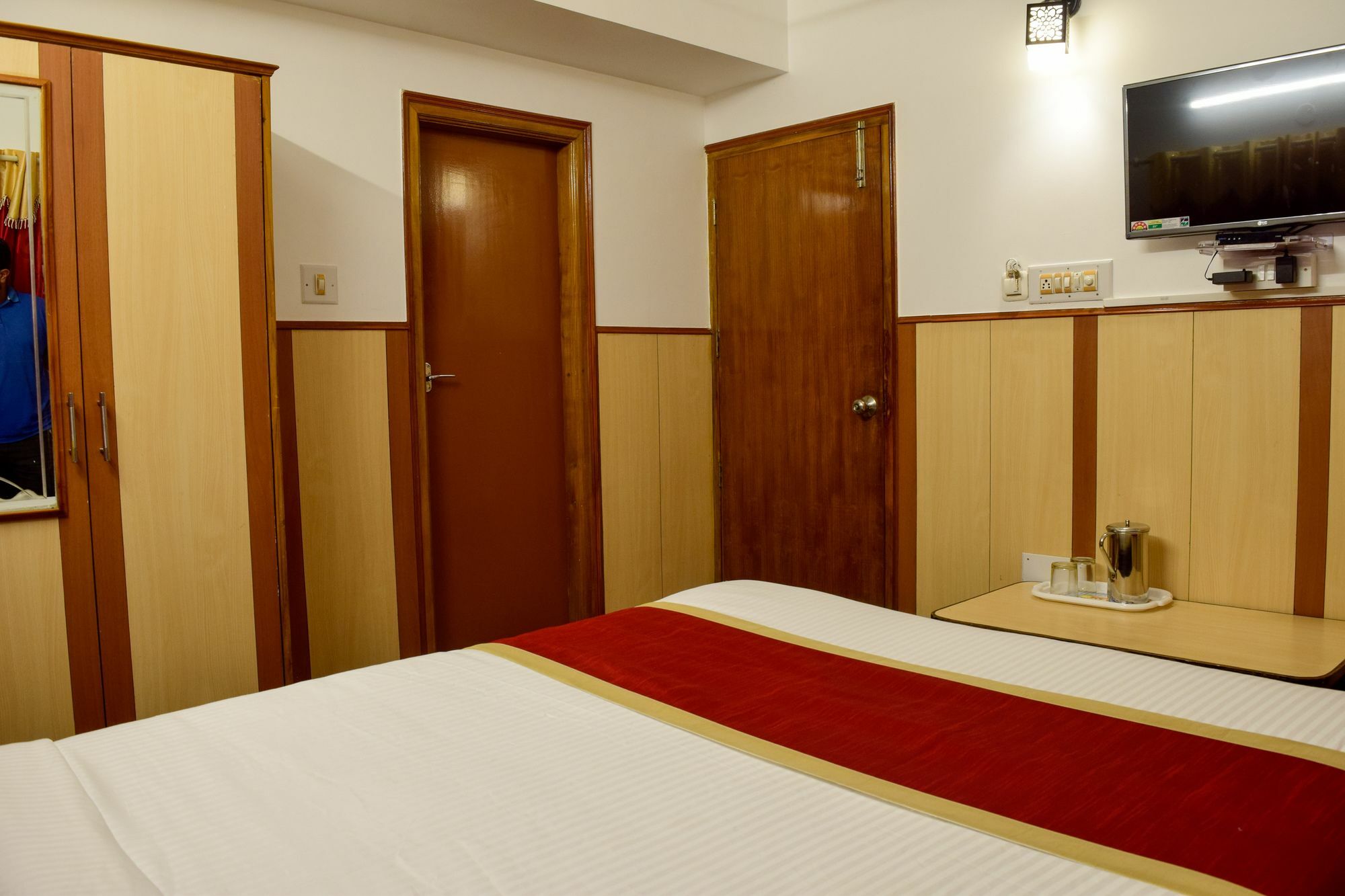 העיר בנגלור Fabhotel Shivaals Residency - Rajajinagar מראה חיצוני תמונה